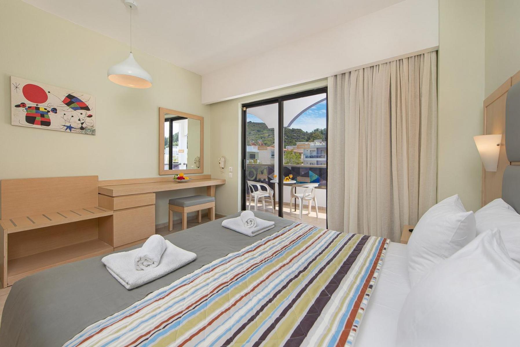 Sunny Days Hotel Ixia  Extérieur photo